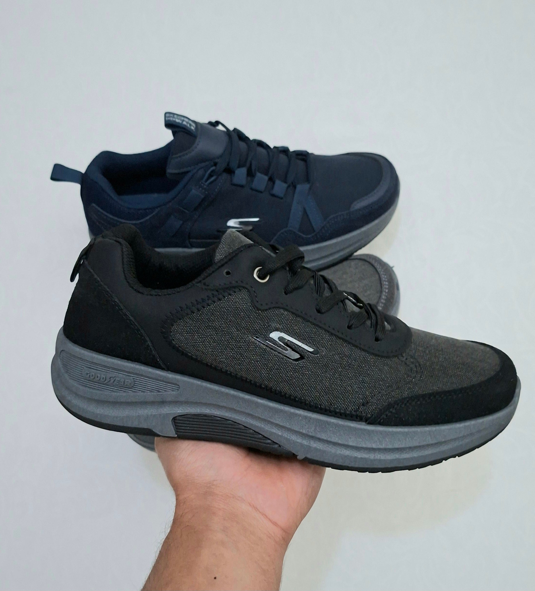 Sketchers ultra